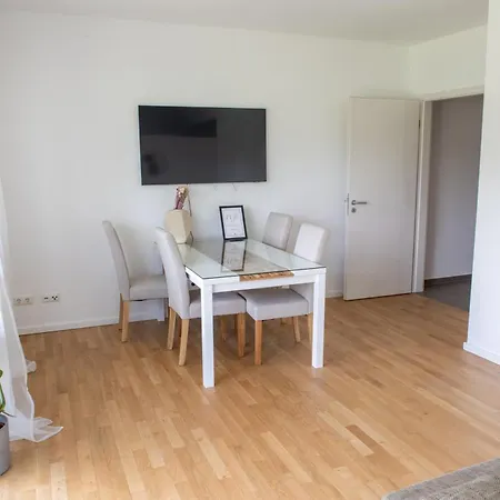 Potsdams Traumwohnung Mit 6 Schlafmoeglichkeiten Und Terrasse *