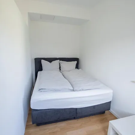 Potsdams Traumwohnung Mit 6 Schlafmoeglichkeiten Und Terrasse 아파트 포츠담