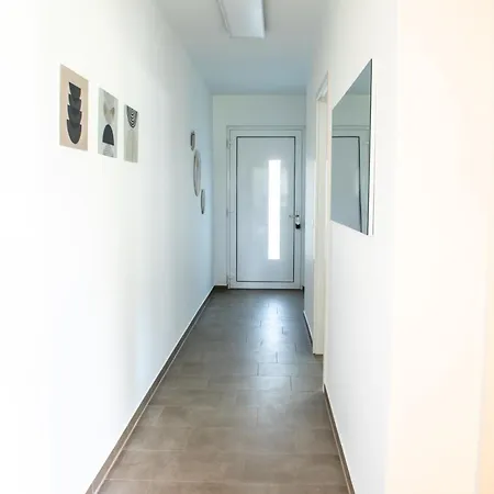 Potsdams Traumwohnung Mit 6 Schlafmoeglichkeiten Und Terrasse