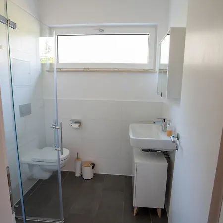 Potsdams Traumwohnung Mit 6 Schlafmoeglichkeiten Und Terrasse Appartement