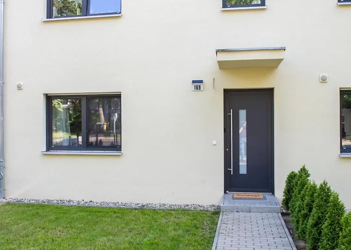 Potsdams Traumwohnung Mit 6 Schlafmoeglichkeiten Und Terrasse דירה *