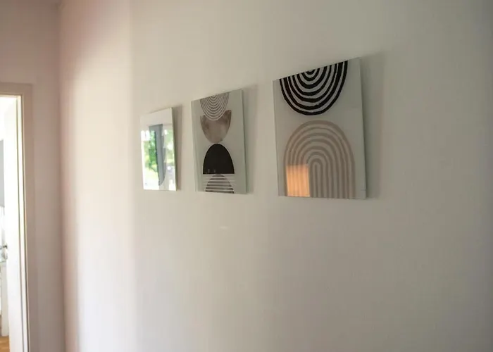 Potsdams Traumwohnung Mit 6 Schlafmoeglichkeiten Und Terrasse פוטסדאם