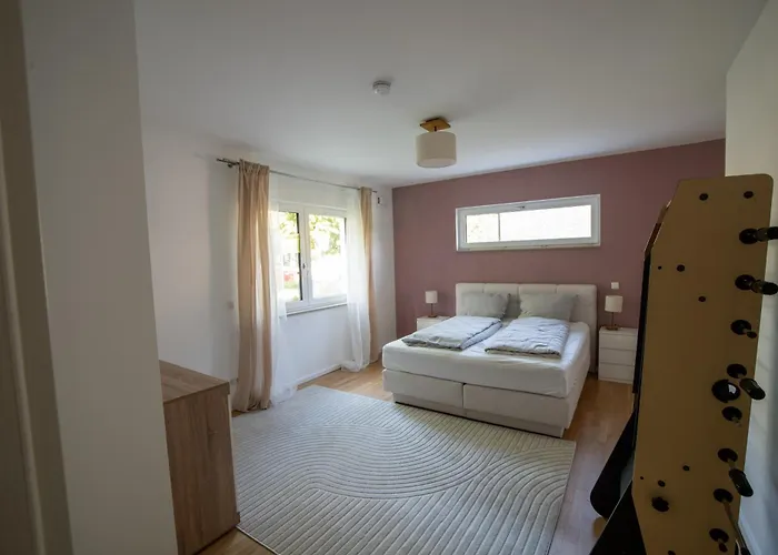 Apartamento Potsdams Traumwohnung Mit 6 Schlafmoeglichkeiten Und Terrasse